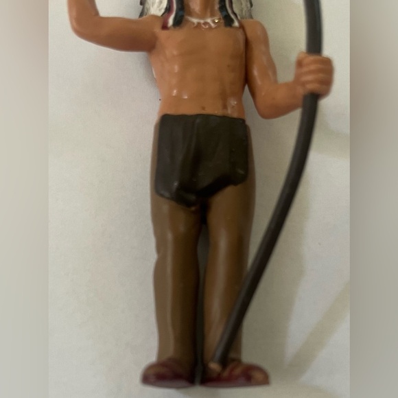 Mojo native american 3 1/2” figurine made in 2013 - Picture 3 of 9